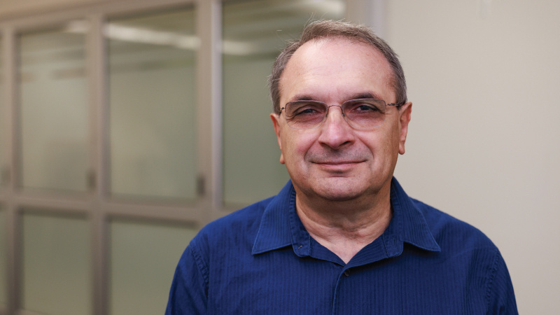 Plamen Stefanov