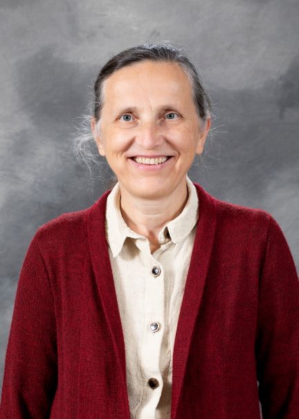 Dr. Irena Swanson