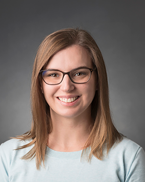 Photo of Carrie Harris